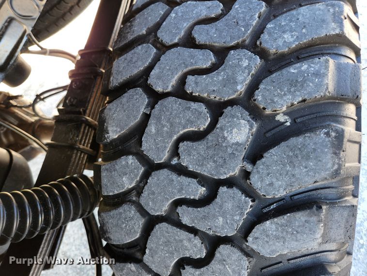 image for item KE9810 2005 Ford F150 XLT  SuperCrew pickup truck