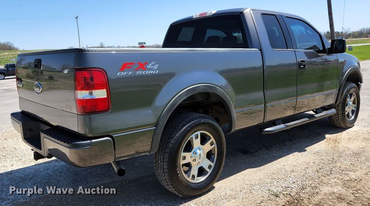 image for item KE9814 2004 Ford F150 FX4  SuperCab pickup truck