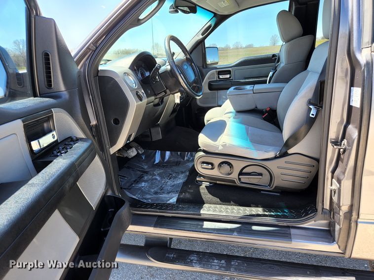 image for item KE9814 2004 Ford F150 FX4  SuperCab pickup truck