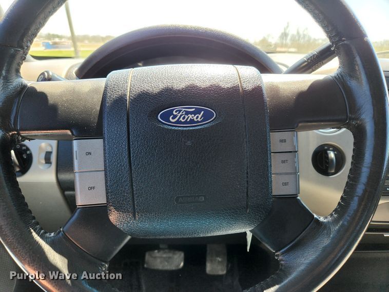 image for item KE9814 2004 Ford F150 FX4  SuperCab pickup truck