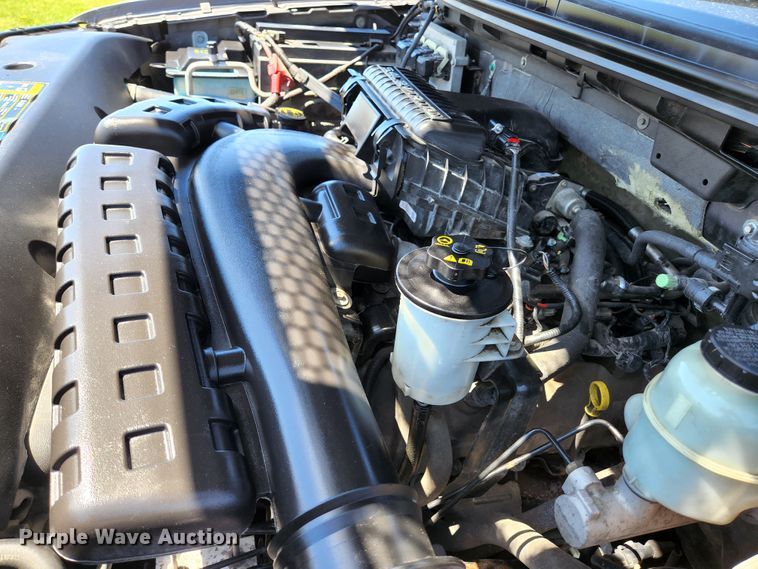 image for item KE9814 2004 Ford F150 FX4  SuperCab pickup truck