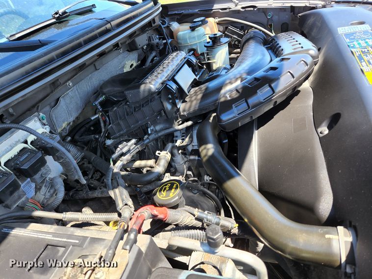 image for item KE9814 2004 Ford F150 FX4  SuperCab pickup truck