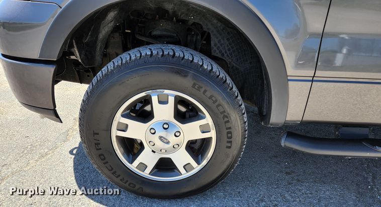 image for item KE9814 2004 Ford F150 FX4  SuperCab pickup truck