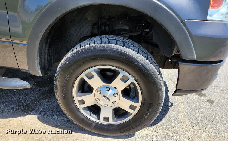 image for item KE9814 2004 Ford F150 FX4  SuperCab pickup truck