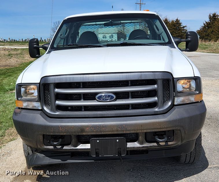 image for item KE9877 2004 Ford F350 Super Duty XL  SuperCab pickup truck