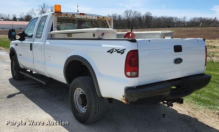 image for item KE9877 2004 Ford F350 Super Duty XL  SuperCab pickup truck