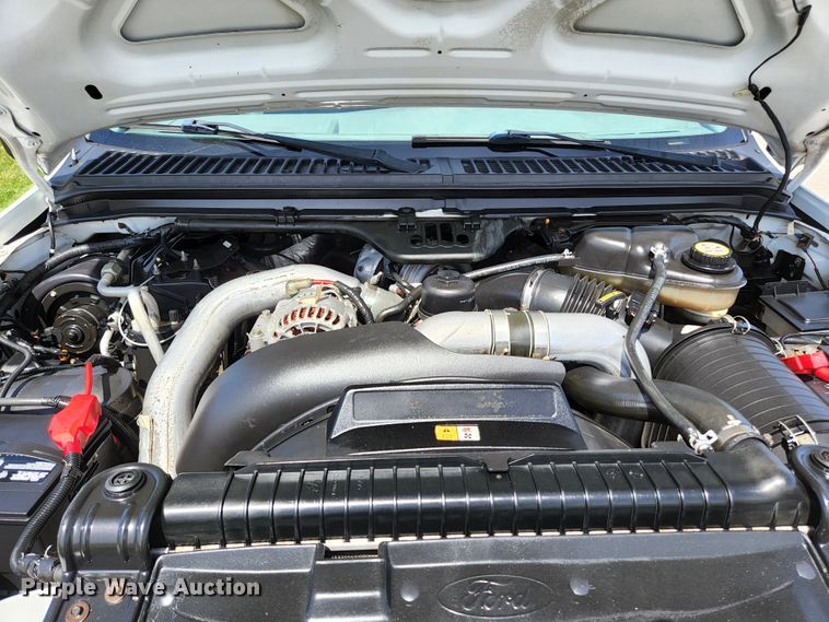 image for item KE9877 2004 Ford F350 Super Duty XL  SuperCab pickup truck