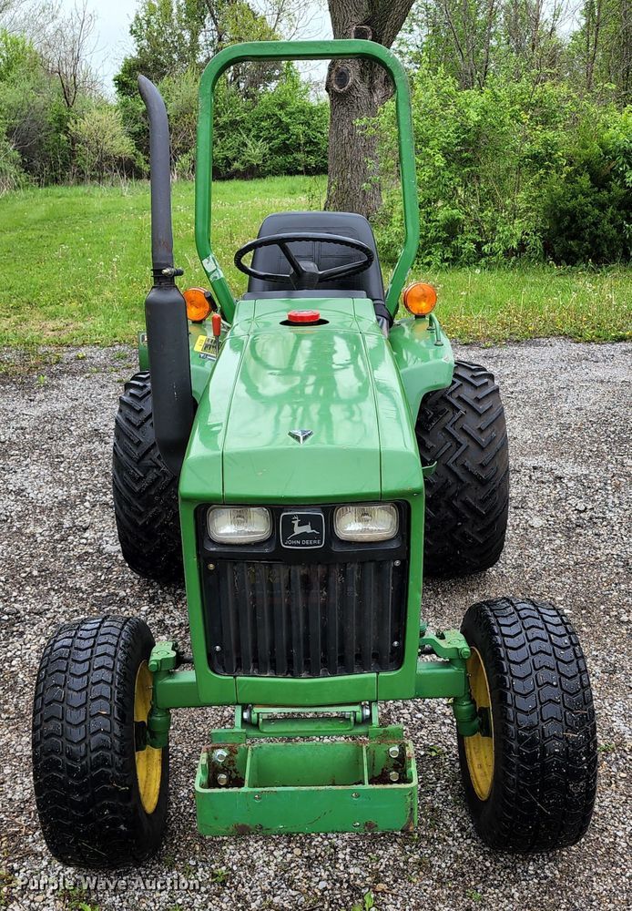 image for item KF9136 1985 John Deere 650  tractor