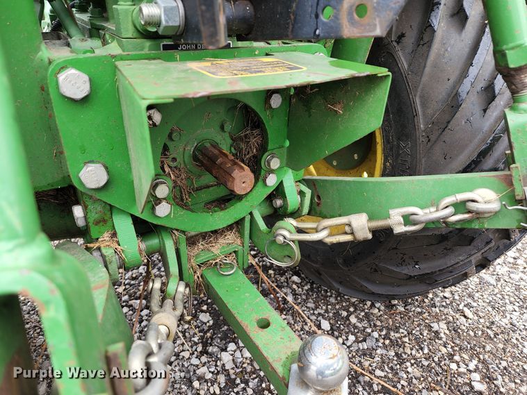 image for item KF9136 1985 John Deere 650  tractor