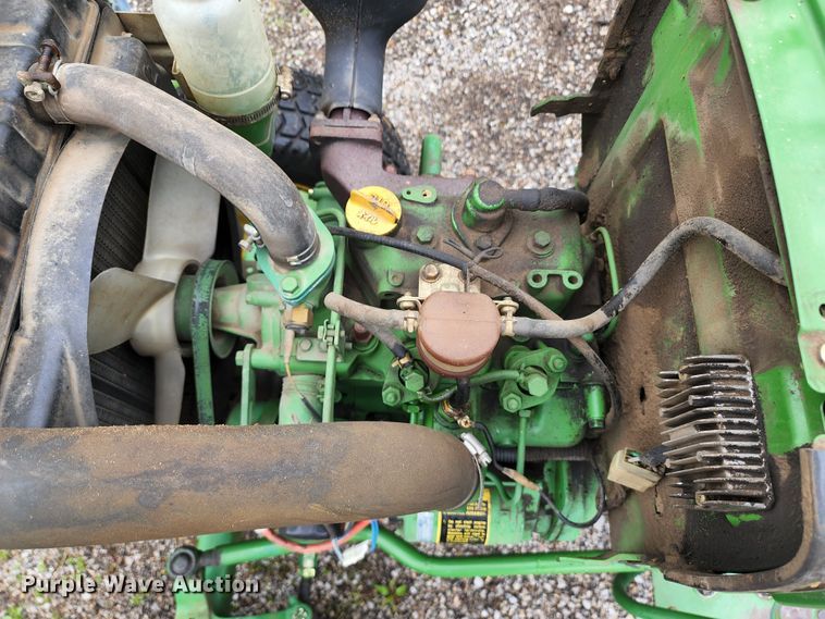 image for item KF9136 1985 John Deere 650  tractor