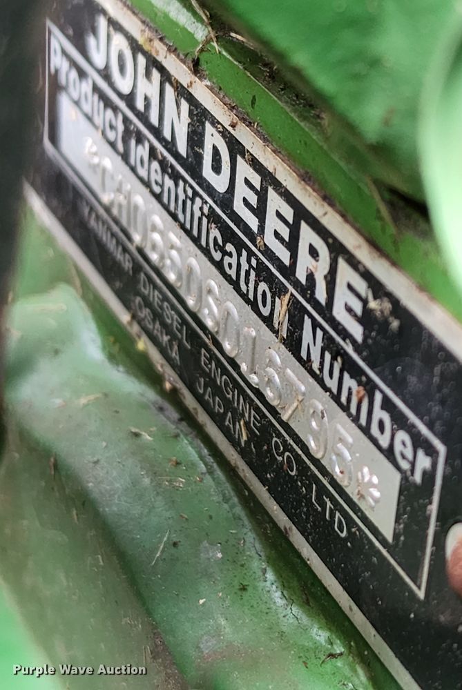 image for item KF9136 1985 John Deere 650  tractor