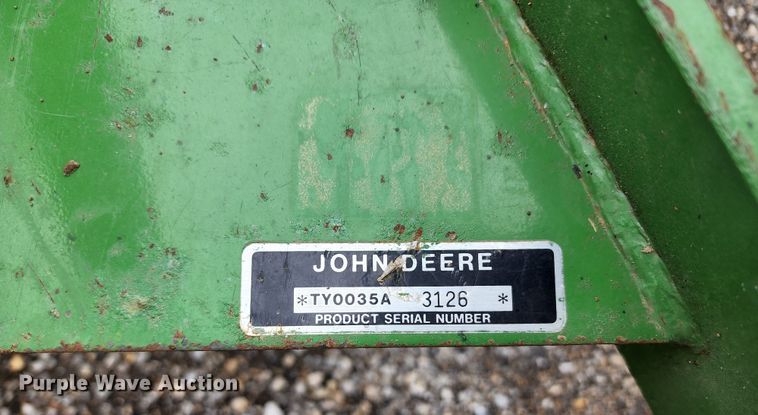 image for item KF9136 1985 John Deere 650  tractor