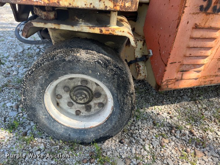 image for item KG9772 JLG CM2546  scissor lift