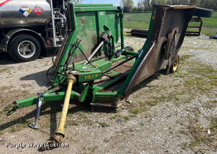 image for item KG9786 John Deere 1517  batwing rotary mower