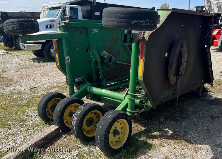 image for item KG9786 John Deere 1517  batwing rotary mower
