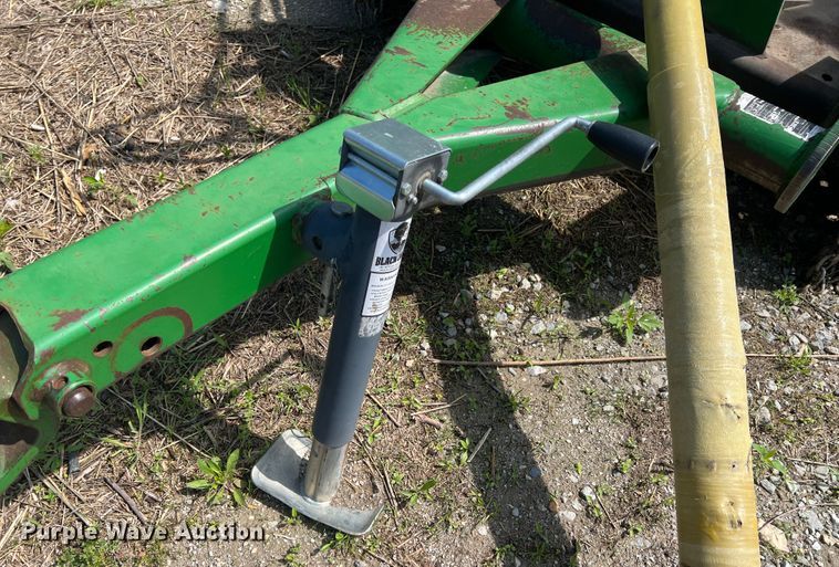 image for item KG9786 John Deere 1517  batwing rotary mower