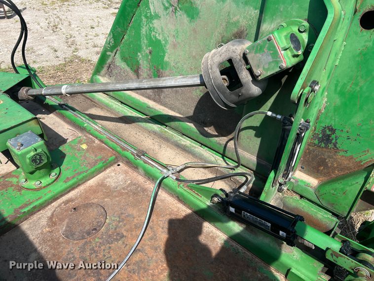 image for item KG9786 John Deere 1517  batwing rotary mower