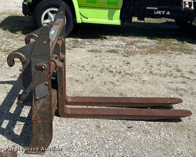 image for item KG9788 Paladin  60"L forks