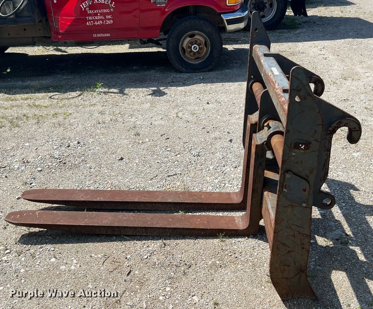 image for item KG9788 Paladin  60"L forks