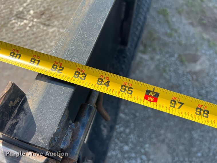 image for item KG9822 1999 Ford F550  dump flatbed truck