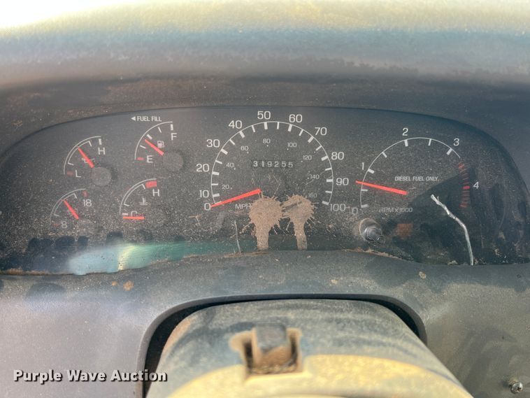 image for item KG9822 1999 Ford F550  dump flatbed truck