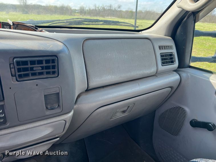 image for item KG9822 1999 Ford F550  dump flatbed truck