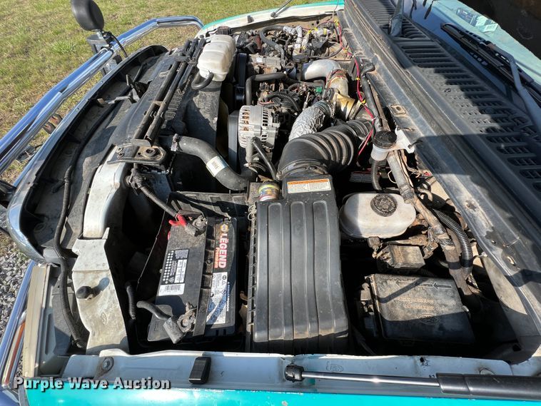 image for item KG9822 1999 Ford F550  dump flatbed truck