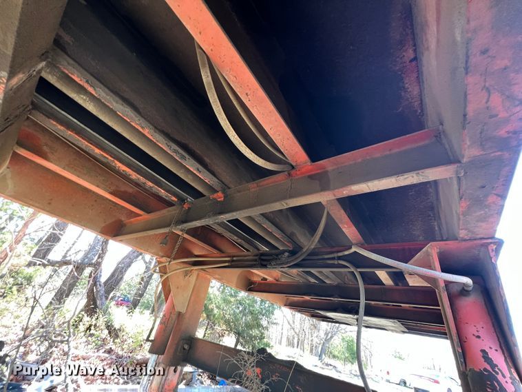 image for item KG9886 1987 Al-jon  car crusher