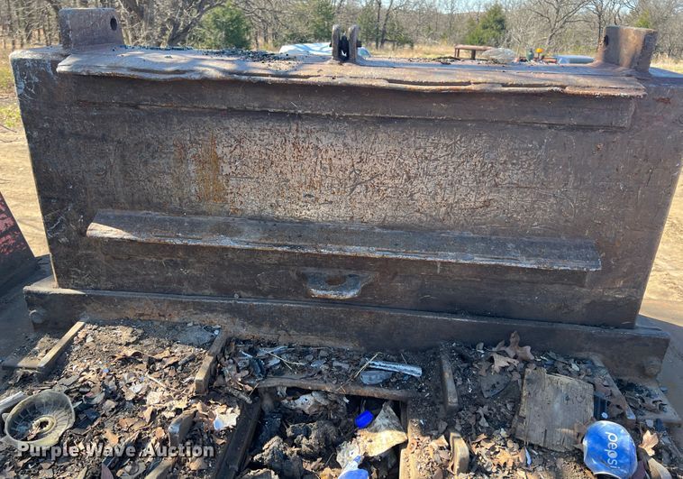 image for item KG9886 1987 Al-jon  car crusher