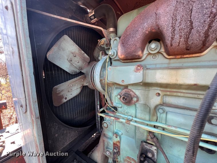 image for item KG9886 1987 Al-jon  car crusher