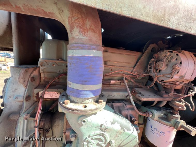 image for item KG9886 1987 Al-jon  car crusher