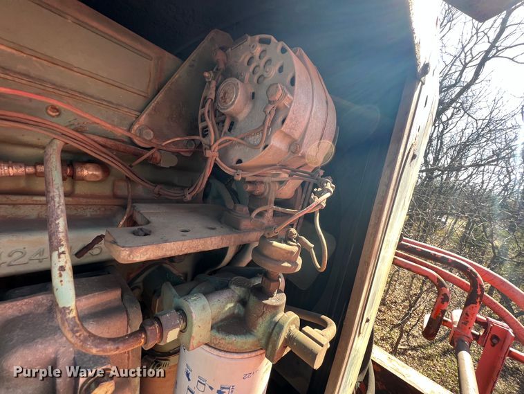 image for item KG9886 1987 Al-jon  car crusher