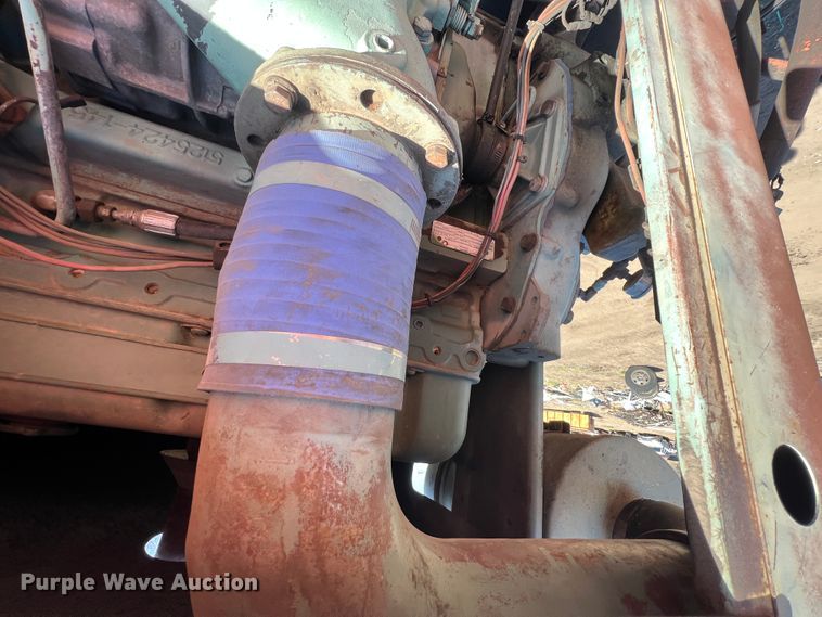 image for item KG9886 1987 Al-jon  car crusher