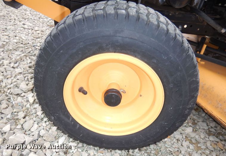 image for item KM9518 2016 Craftsman 8600 Pro Series  lawn mower