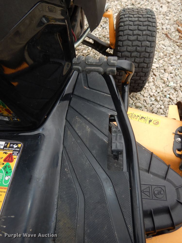 image for item KM9518 2016 Craftsman 8600 Pro Series  lawn mower