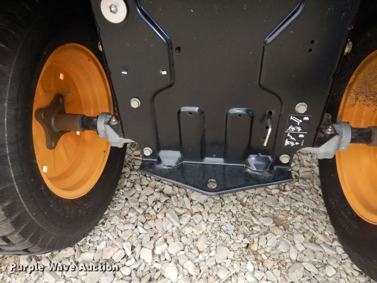 image for item KM9518 2016 Craftsman 8600 Pro Series  lawn mower