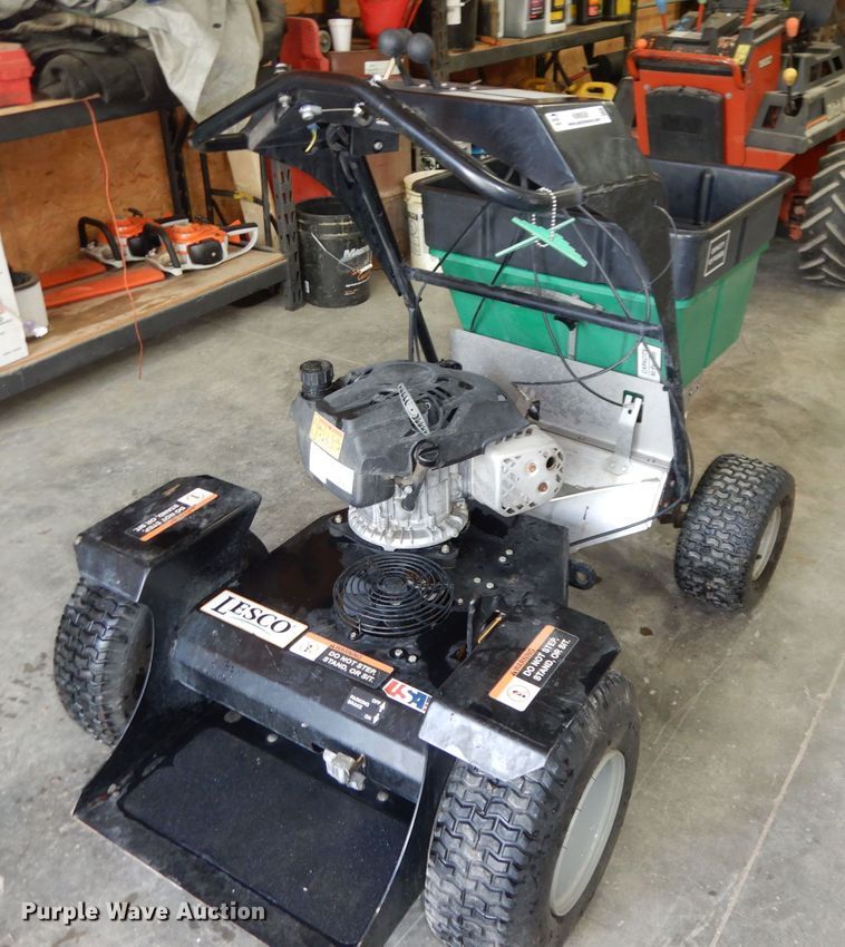 image for item KM9526 Lesco  spreader