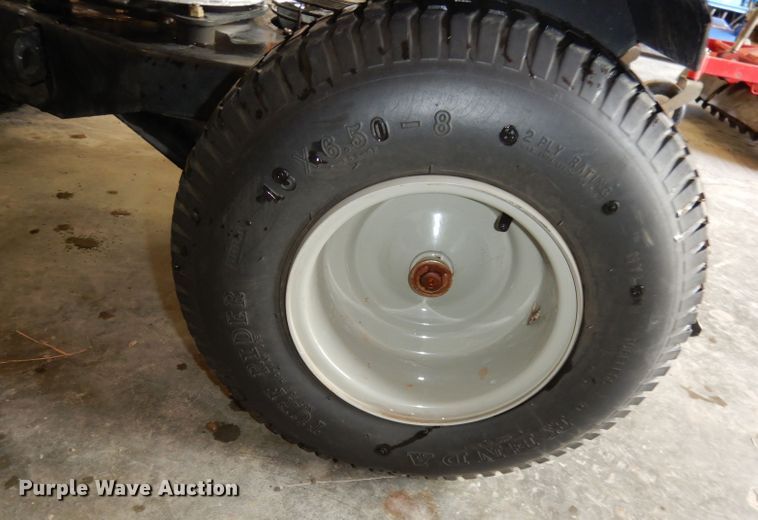 image for item KM9526 Lesco  spreader