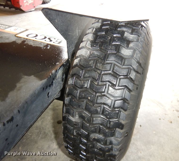 image for item KM9526 Lesco  spreader