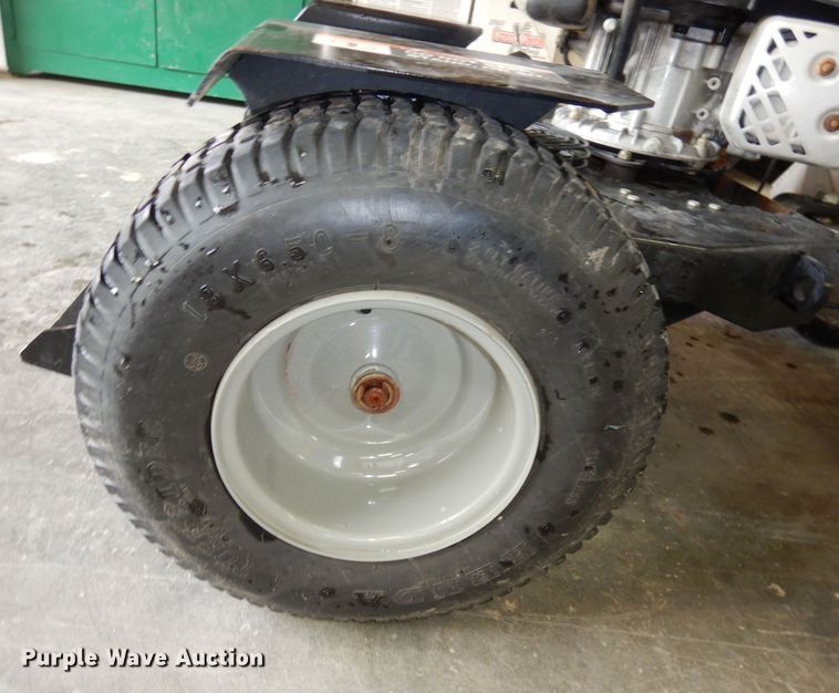 image for item KM9526 Lesco  spreader