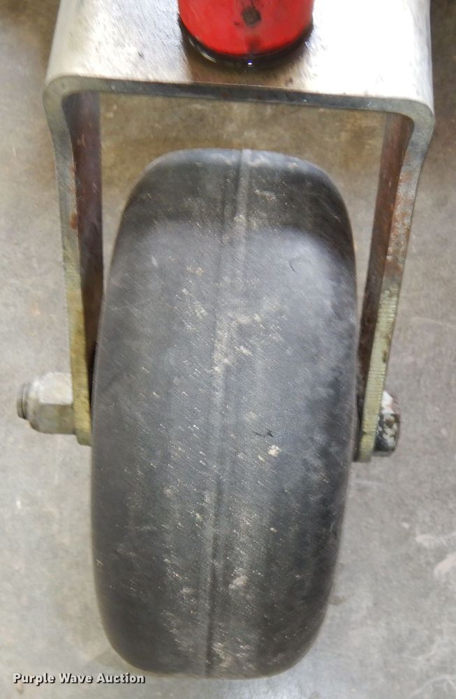 image for item KM9527 Side Winder Super Pivot 1350  power rake