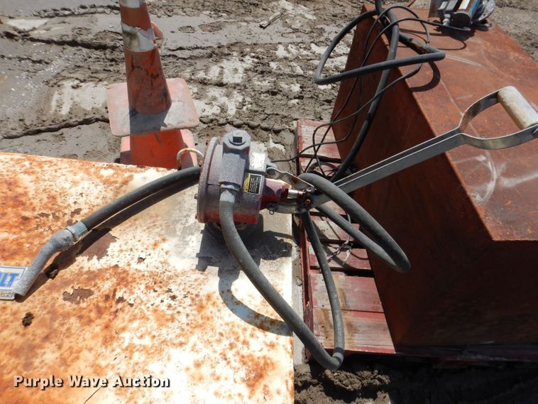 image for item KN9947 (2) fluid transfer tanks