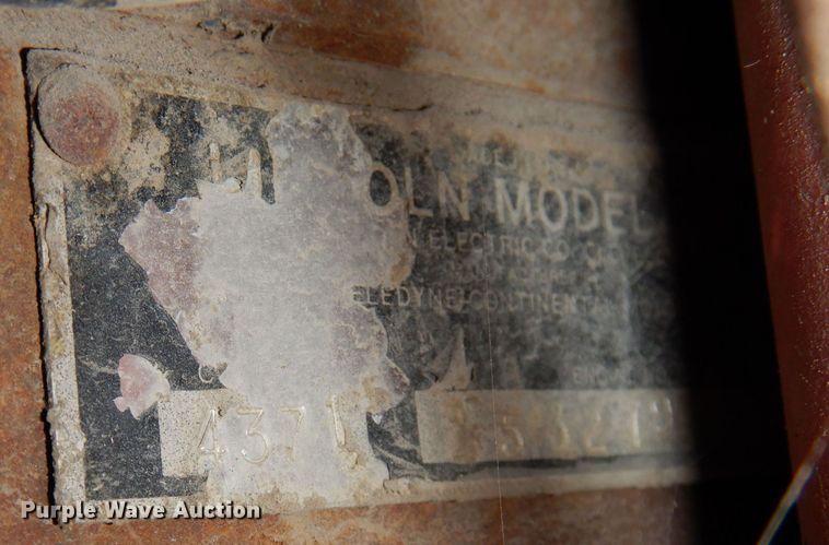 image for item KN9950 Lincoln SA250 F163  welder