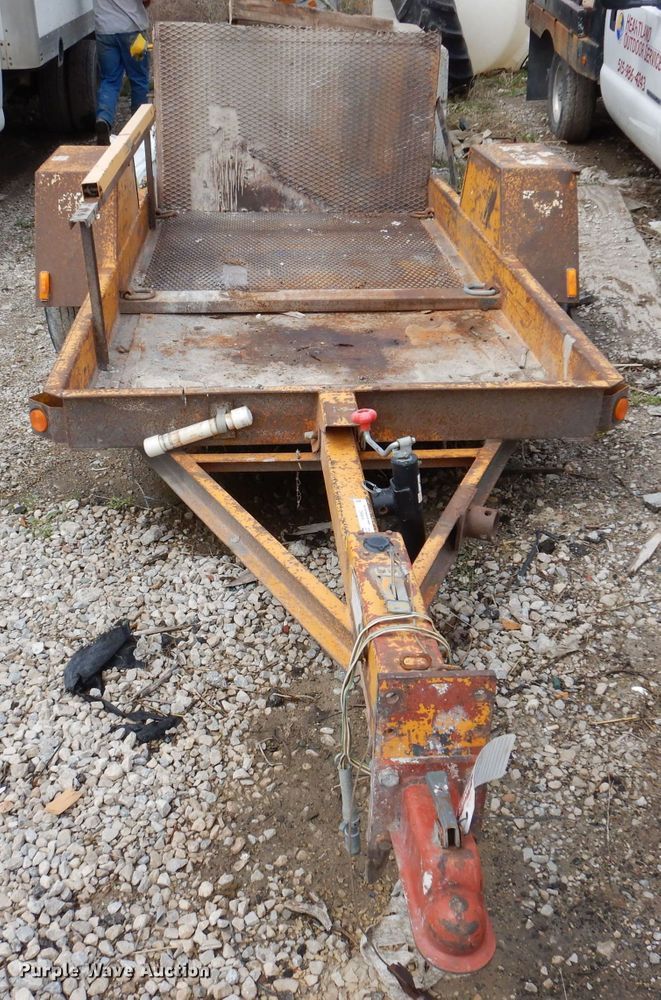 image for item KN9952 2011 Redi Haul ML5460S  tilt deck utility trailer