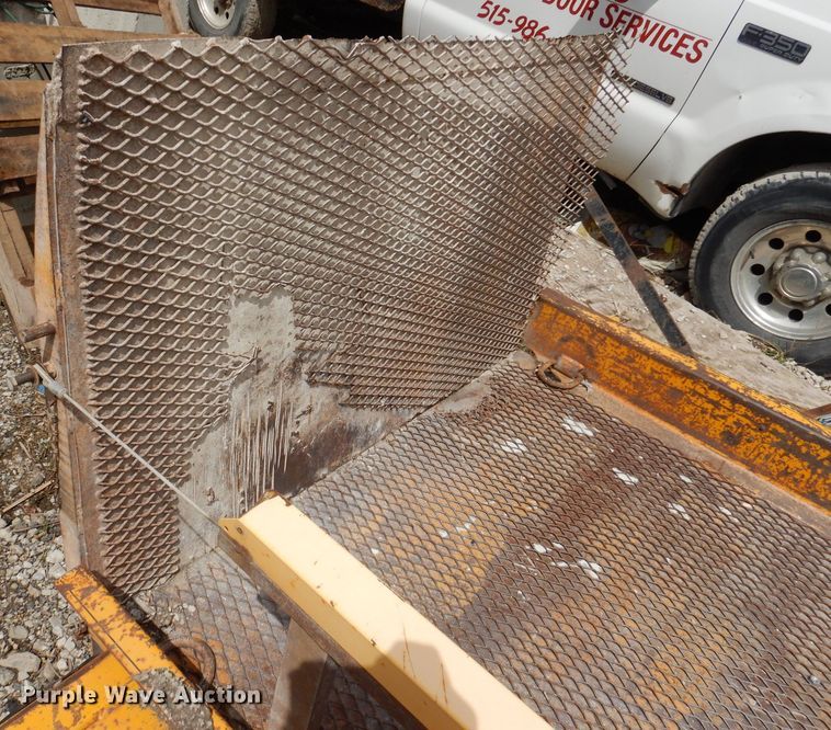 image for item KN9952 2011 Redi Haul ML5460S  tilt deck utility trailer