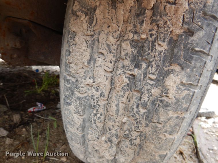 image for item KN9952 2011 Redi Haul ML5460S  tilt deck utility trailer