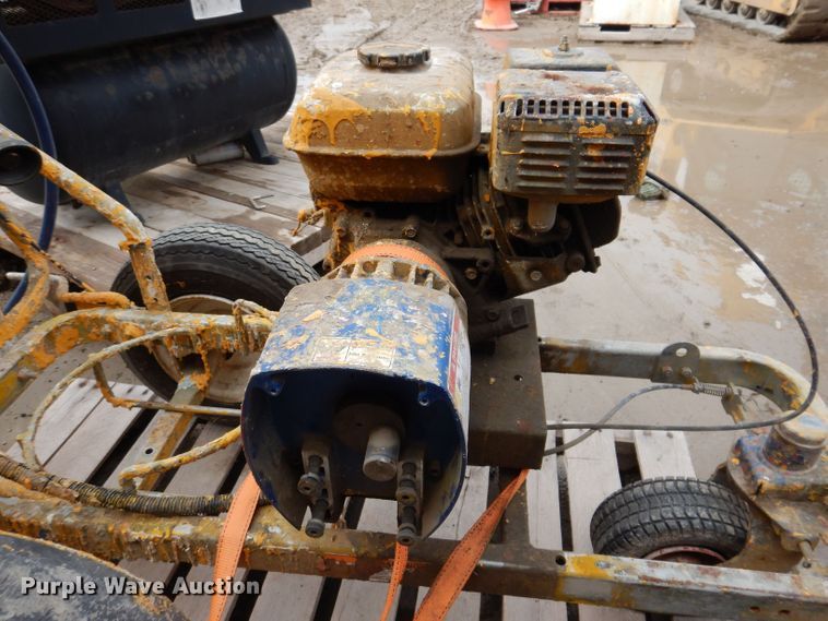 image for item KN9959 Lawn and garden equipment