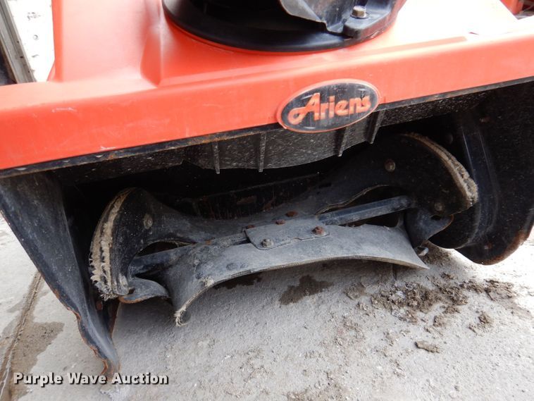 image for item KN9959 Lawn and garden equipment