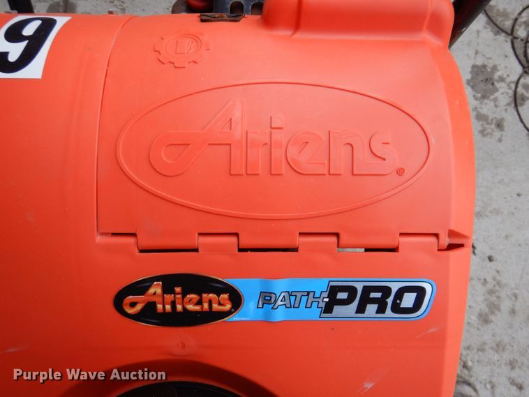 image for item KN9959 Lawn and garden equipment