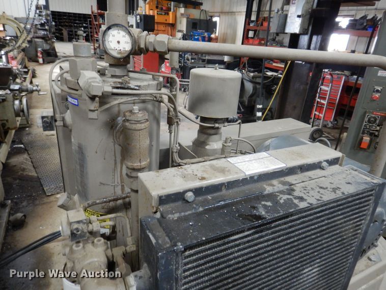 image for item KN9991 1993 Leroi  air compressor